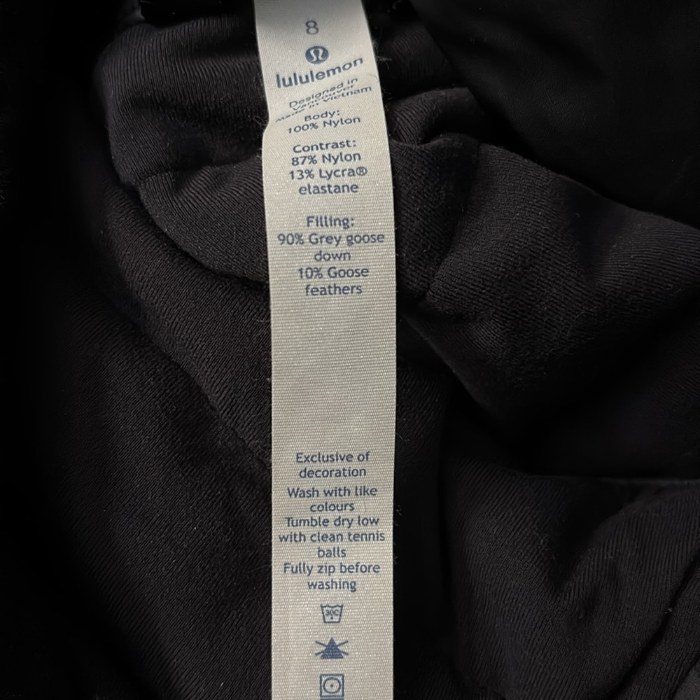 LULULEMON Down for a Run Black Puffer Jacket - Picture 8 of 8